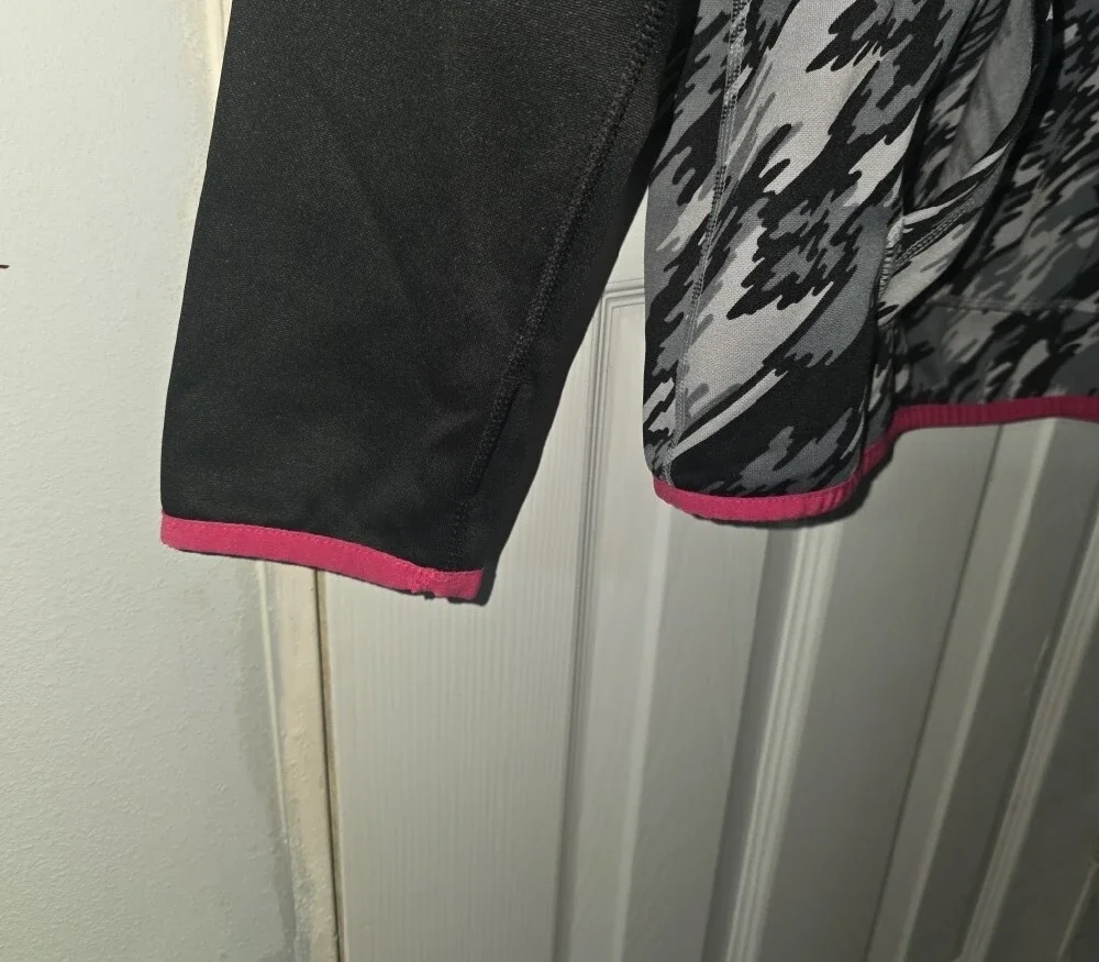 Nike rash guard